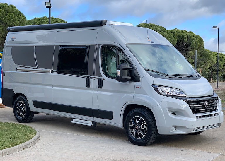 Van for 2 Manual