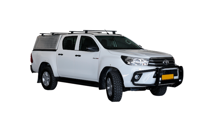 Budget Toyota Hilux 2.4TD 4×4 (Automatic)