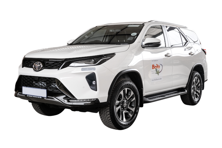 Toyota Fortuner 4X4 2.4L Diesel Auto - Fortuner 7 Seater