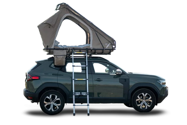 Dacia Duster with top tent