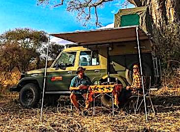 4x4 Land Cruiser with Rooftent